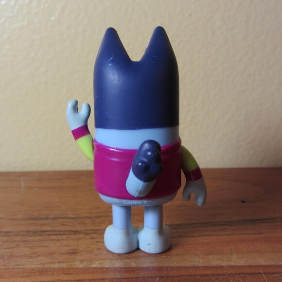 bluey pool time figure (W5953) - Picture 5 of 6